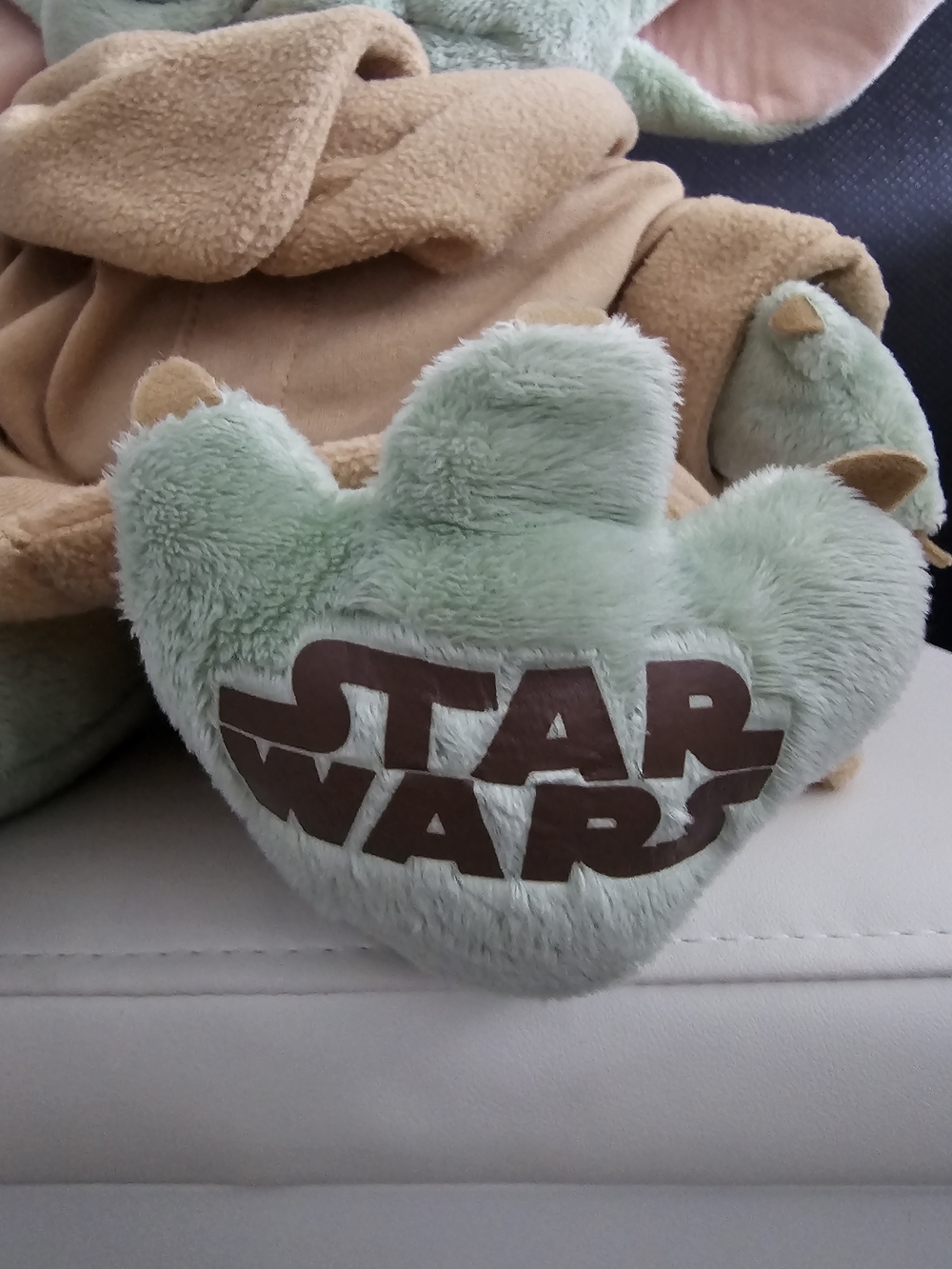GENUINE STAR WAR Build-A-Bear Green Plush with Tan Robe Soft Toy YODA. - Picture 4 of 9